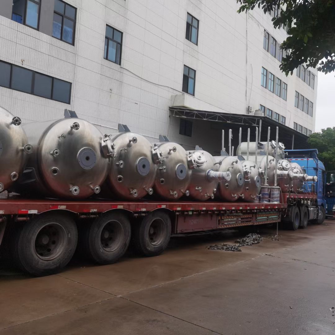 發(fā)往 迪拜 阿聯(lián)酋 化工反應(yīng)釜攪拌釜 及配套設(shè)備采購(圖5)